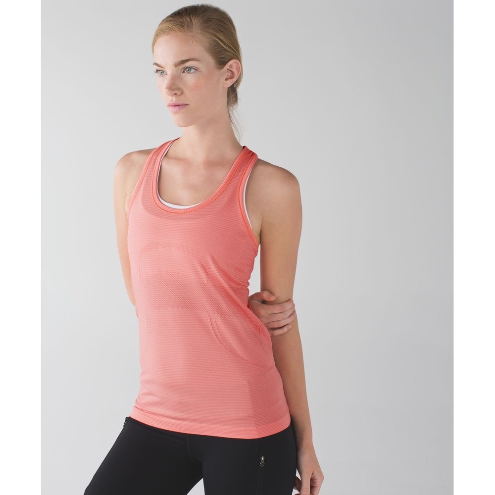 Lululemon Swiftly Tech Racerback in Heathered Grapefruit Size 6 Athleisure